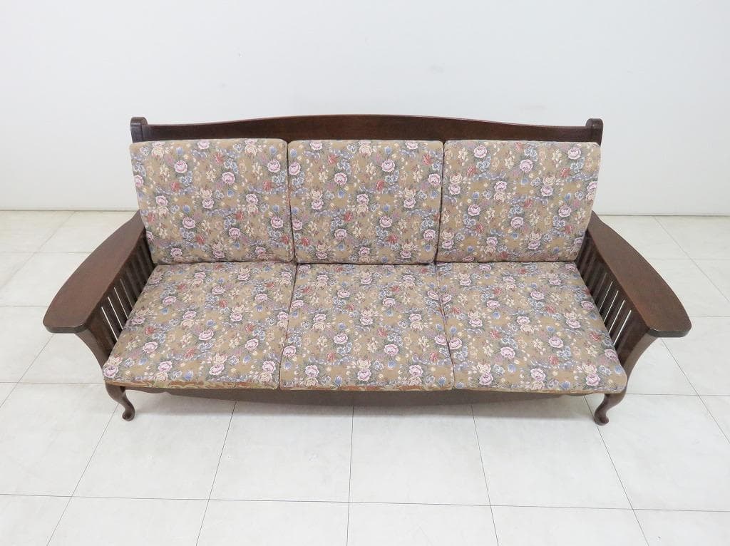 コロニアル 3人掛けソファ ウッドフレーム ベンチ検葉山ガーデン三越カリモク