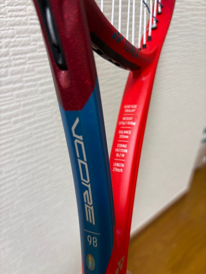 YONEX VCORE 98 テニスラケット G2