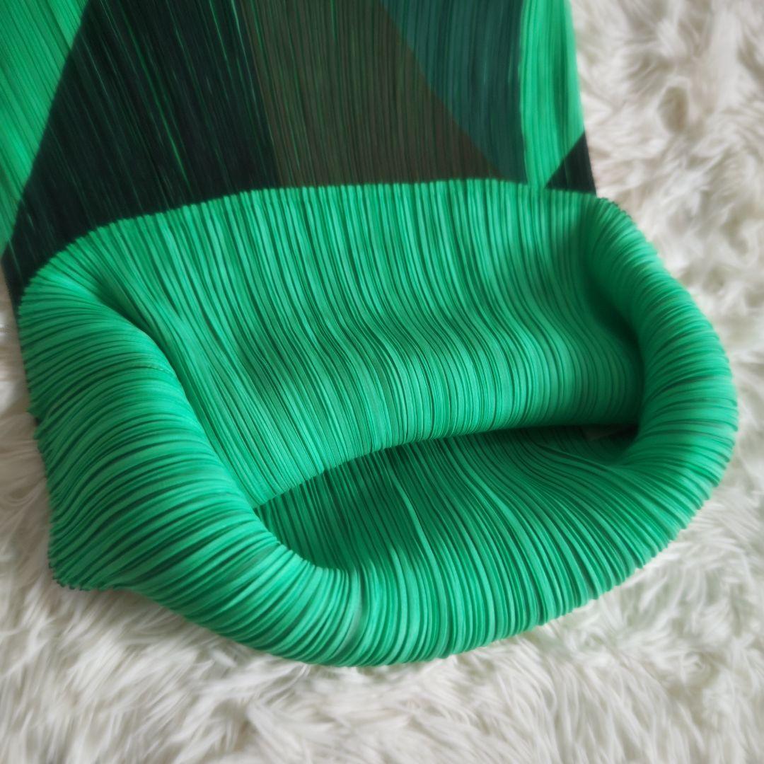 PLEATS PLEASE! プリーツノースリーブチュニック