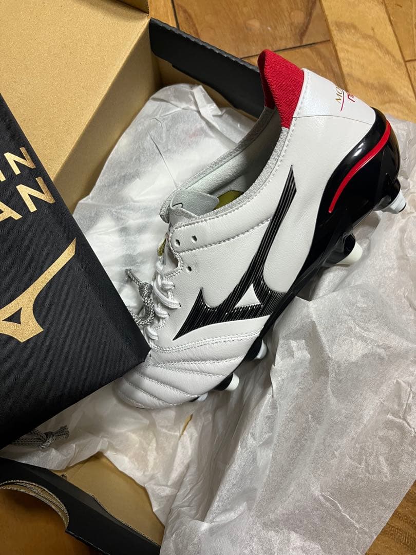 新品　最終在庫　大特価　ミズノ　モレリア NEO 3 JAPAN MIX 26