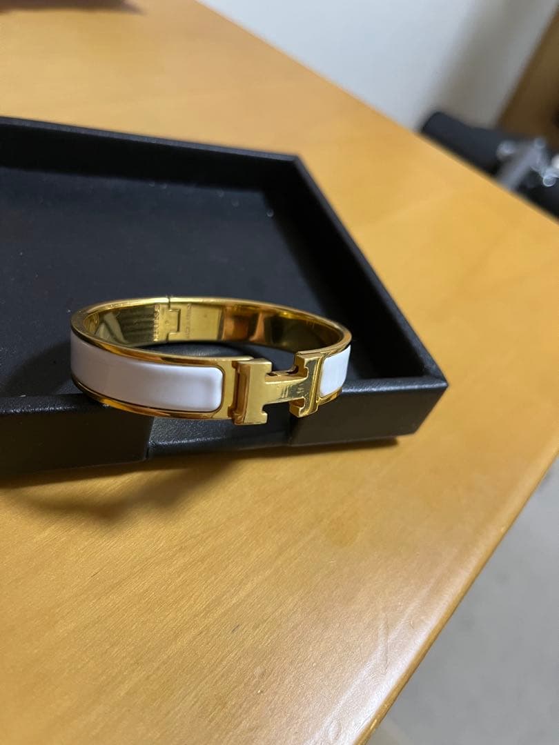 HERMES エルメス ブレスレット バングル \"クリック アッシュ　白ゴールド