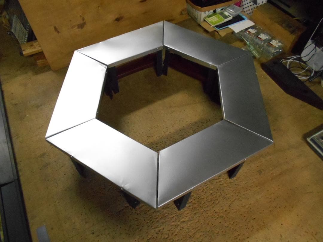 ヘキサテーブル 6角/焚き火テーブル シルバー ガルバ クリップ接続 自作