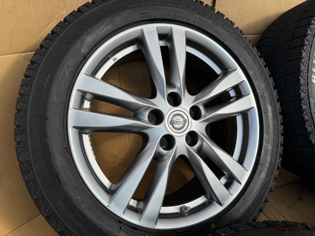 専用。E52 エルグランド 純正 スタッドレスセット 225/55R18