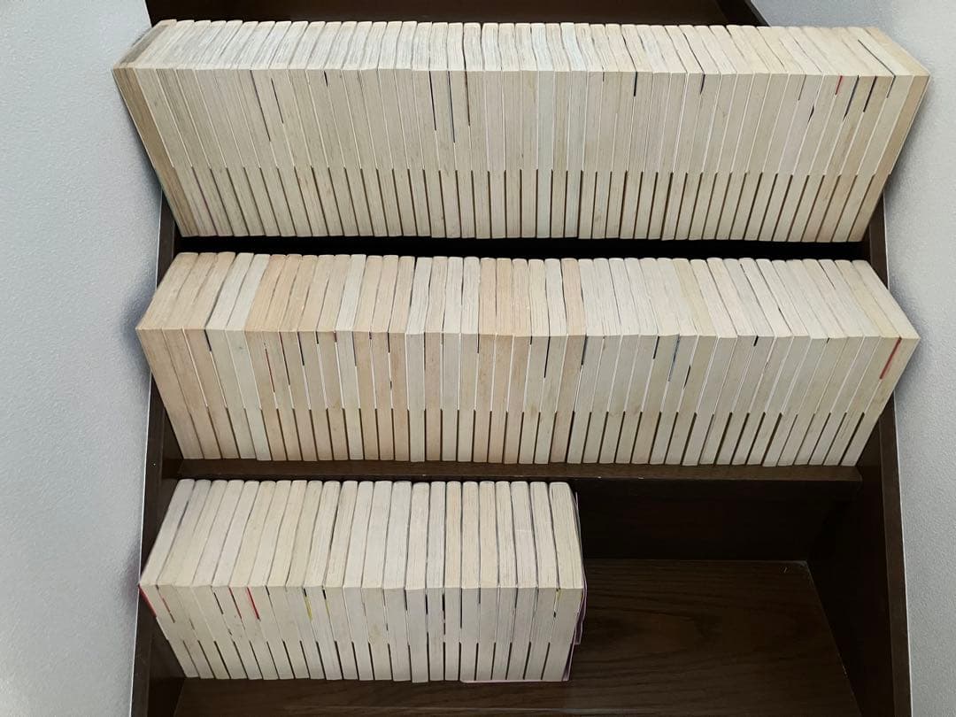 『美味しんぼ』全111巻（第１巻を除きすべて初版第１刷）