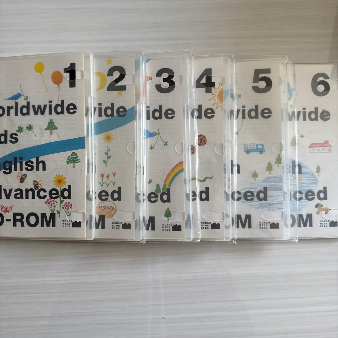 ベネッセ ワールドワイドキッズ 絵本・DVD・CD教材セット