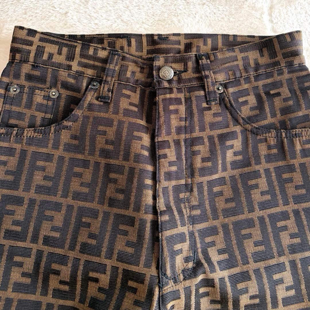 正規 美品✨FENDI ズッカ柄 総柄デニムパンツ ロゴボタン イタリア製 Ｍ