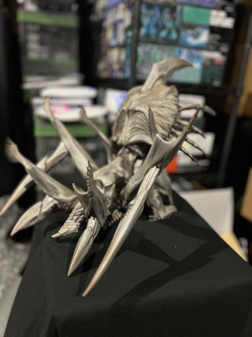 レギオン ガメラ2 レギオン ダメージVer 赤目 フィギュア　ジャンク