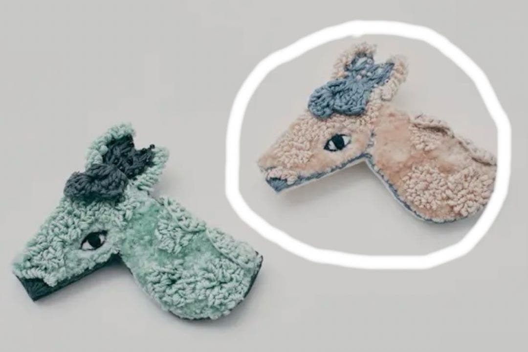 【ぴかちゅうさま専用】ミナペルホネン papurikko ブローチ