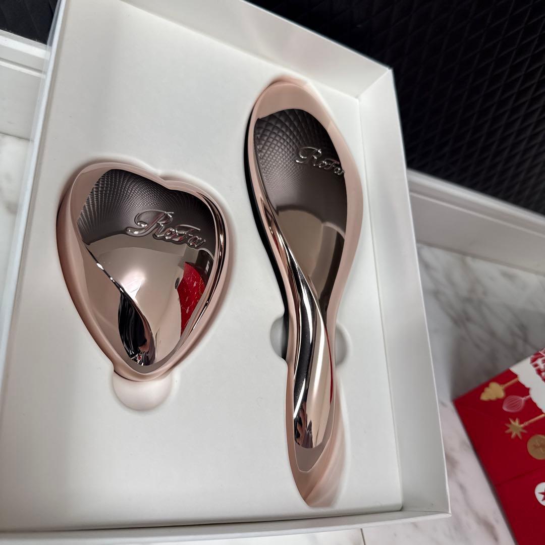 リファハートブラシ＆リファエールブラシ