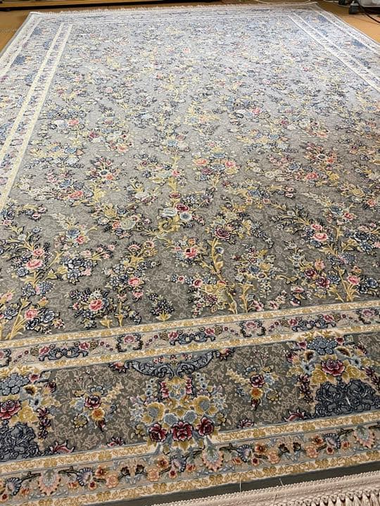 本場イラン産　新品/高級ペルシャ絨毯／超高密度織/カーペット