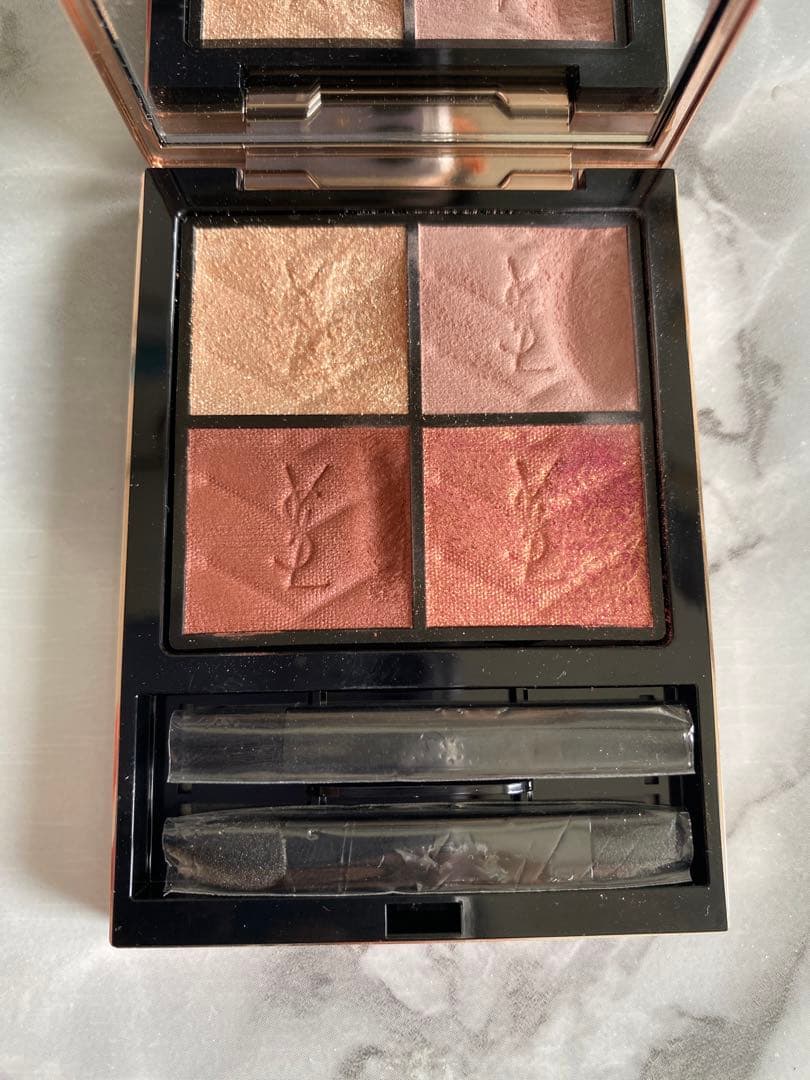 YSL アイシャドウパレット 825限定色