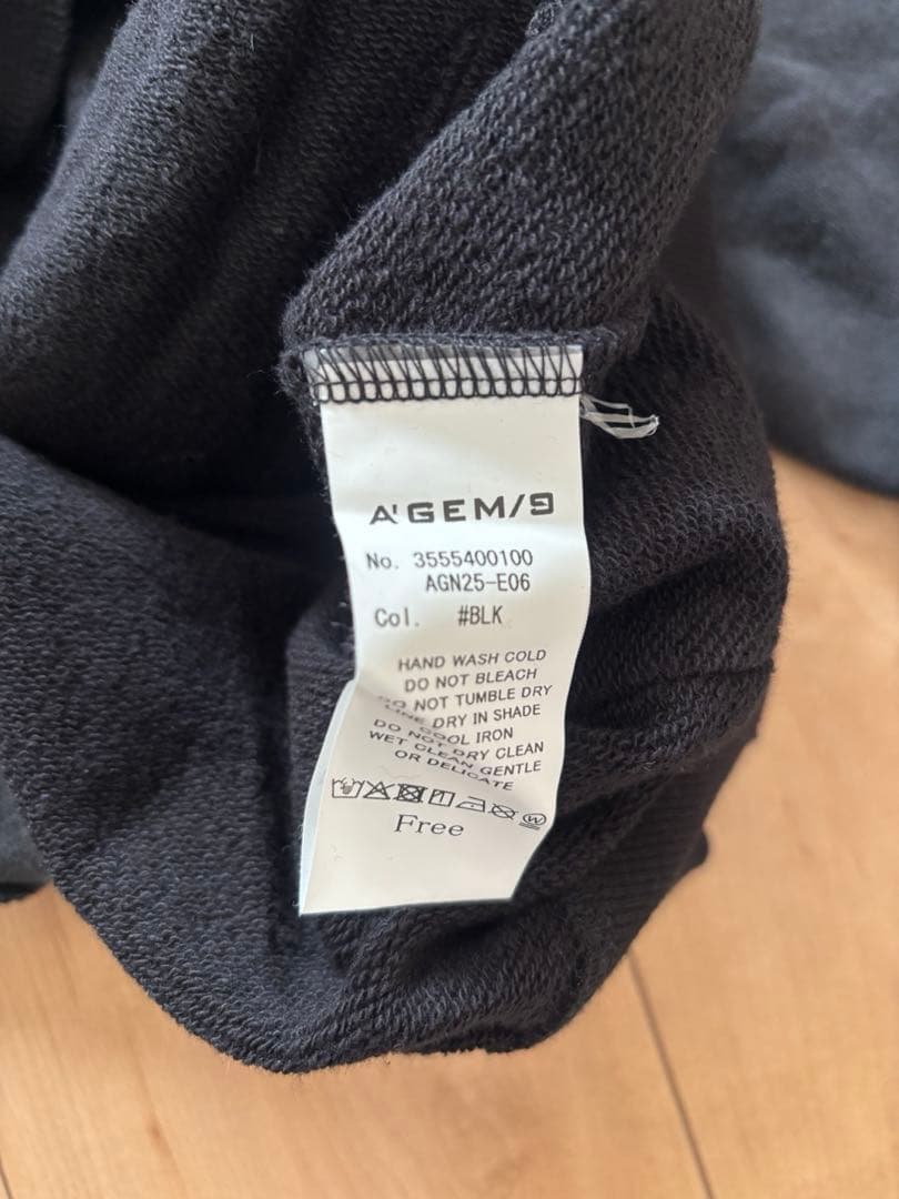 A'GEM/9×.kom 『A'GEM/9/エージェムナイン』 吹付加工パーカー