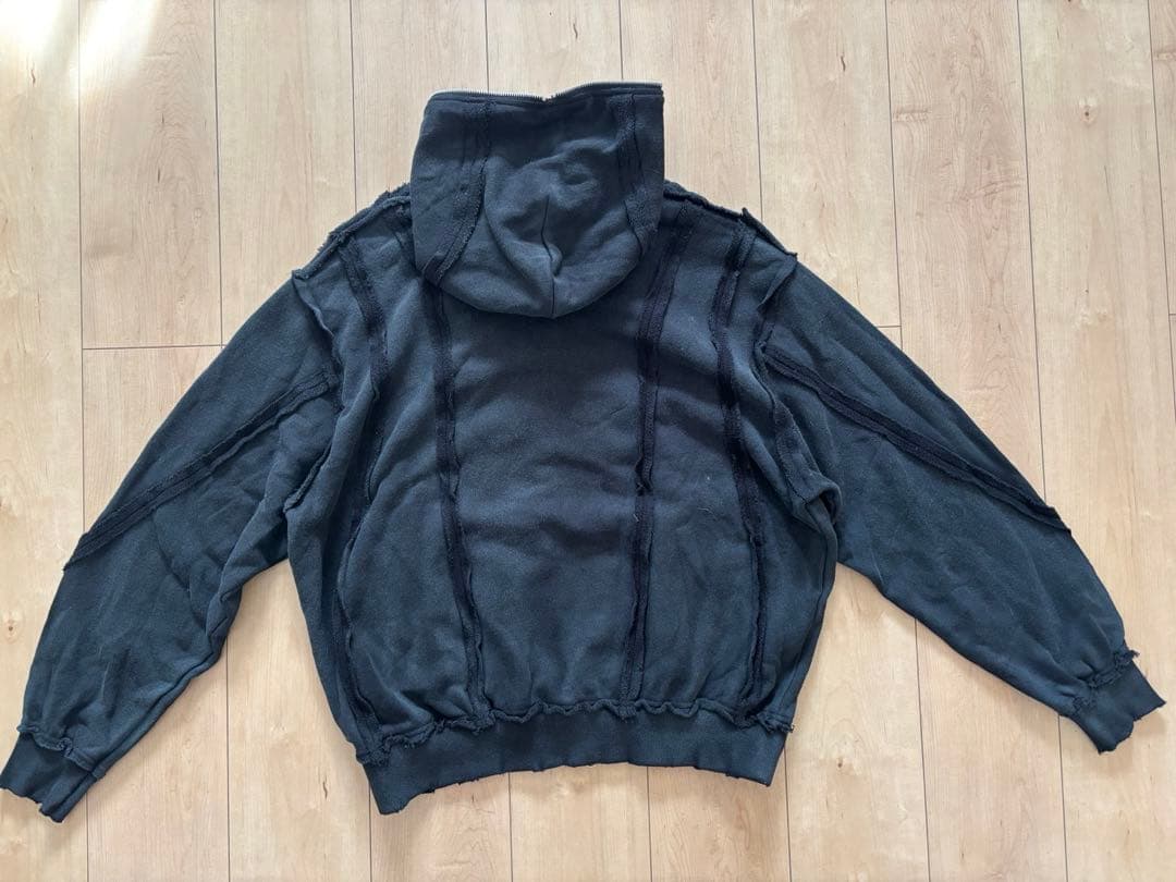 A'GEM/9×.kom 『A'GEM/9/エージェムナイン』 吹付加工パーカー