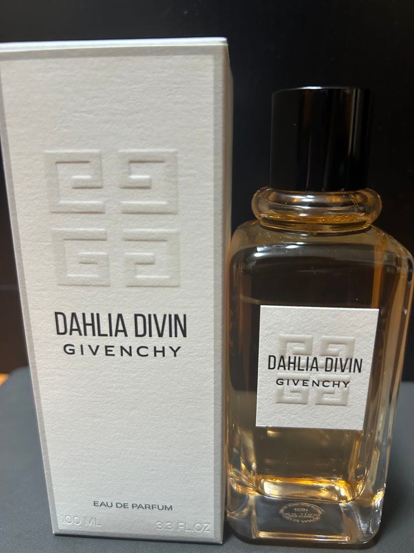 Givenchy ジバンシィ　ダリアディヴァンオーデパルファム 100ml 香水