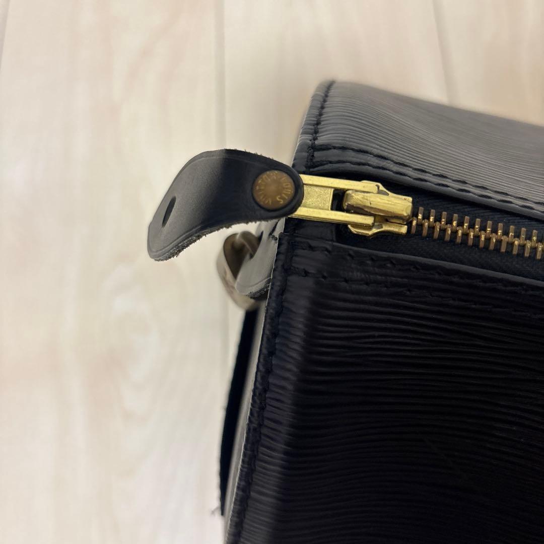 Louis Vuitton エピ　スピーディー30 ブラック
