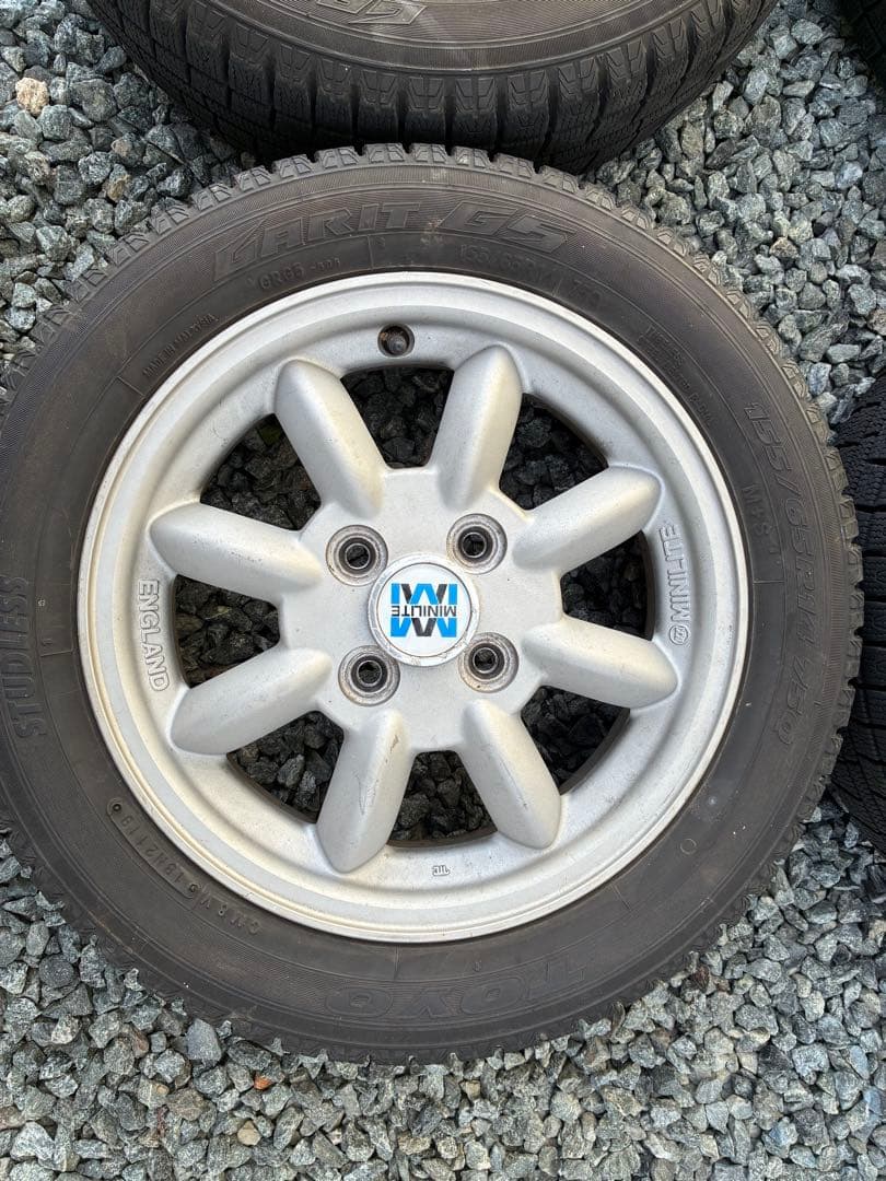 v*7様 ミラジーノ純正　１４インチ