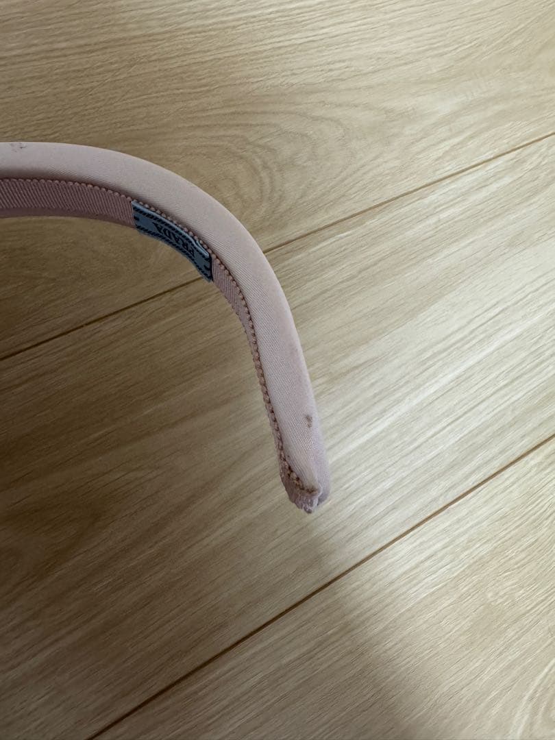 PRADA ピンク ヘアバンド