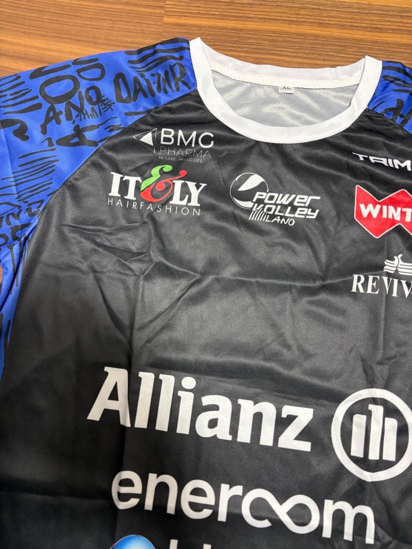 【激レア/新品】セリエA パワーバレー・ミラノ ゲームシャツ 豪華ロゴ入り　青