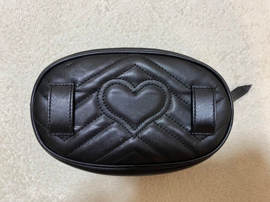 Gucci GGモーメントベルトバック