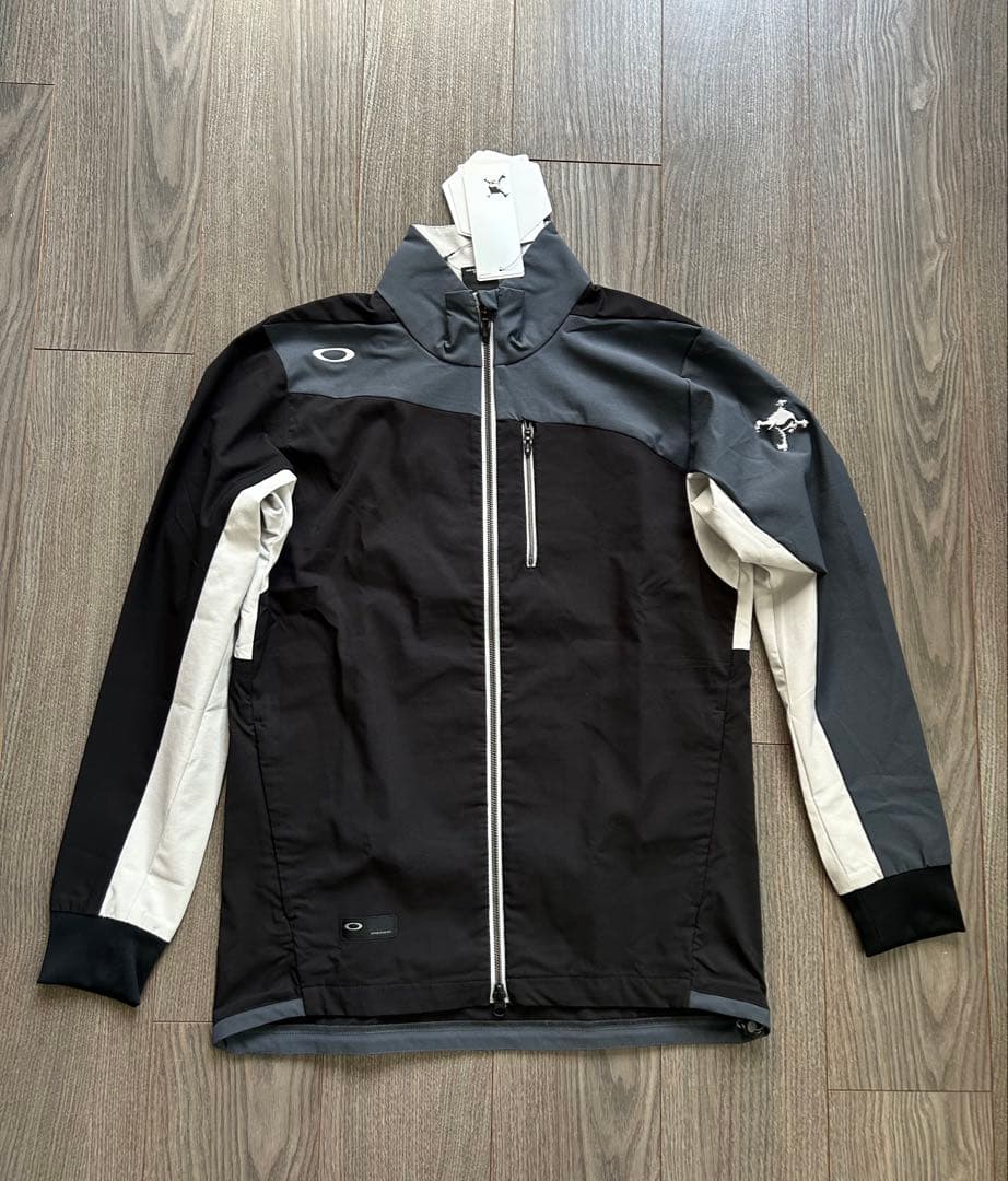新品 OAKLEY オークリー 立体裁断ゴルフジャケット UPF50 耐久撥水M