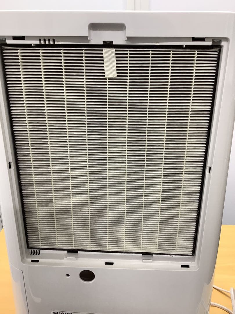 シャープ 空気清浄除湿機 CV-EF120-W 2015年製 衣類乾燥
