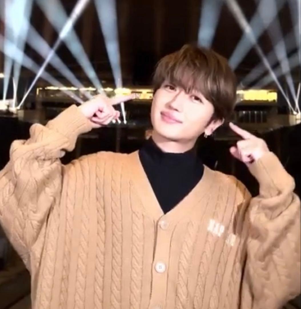 ナップタイム　naptime. Nissy 西島隆弘　カーディガン　ネイビー