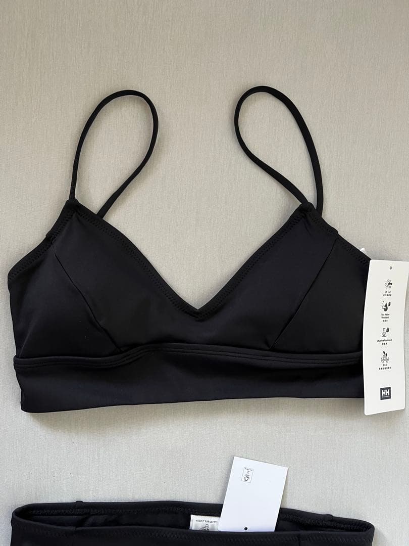 新品　ヘリーハンセン UVカット 水着 ブラトップL＆ビキニ ショーツM 黒