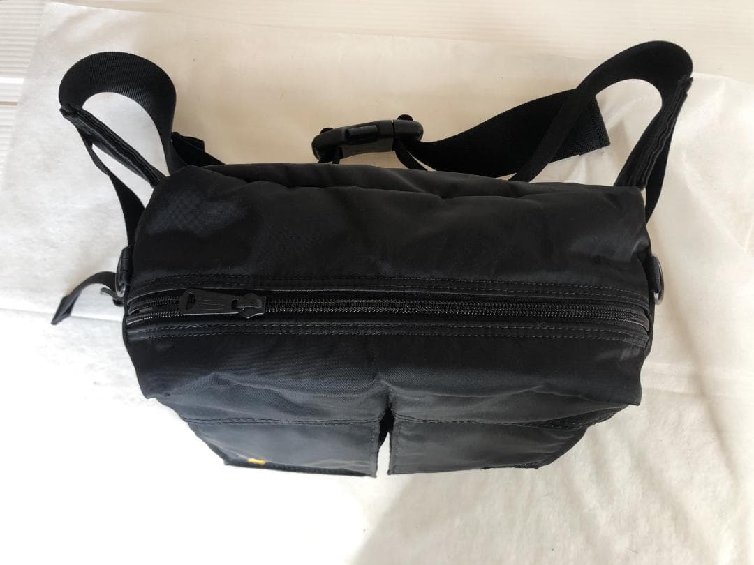 激美品　ポーター　JOE　スヌーピー　ウエスト　ポーチ　ボディー　バッグ　旅行