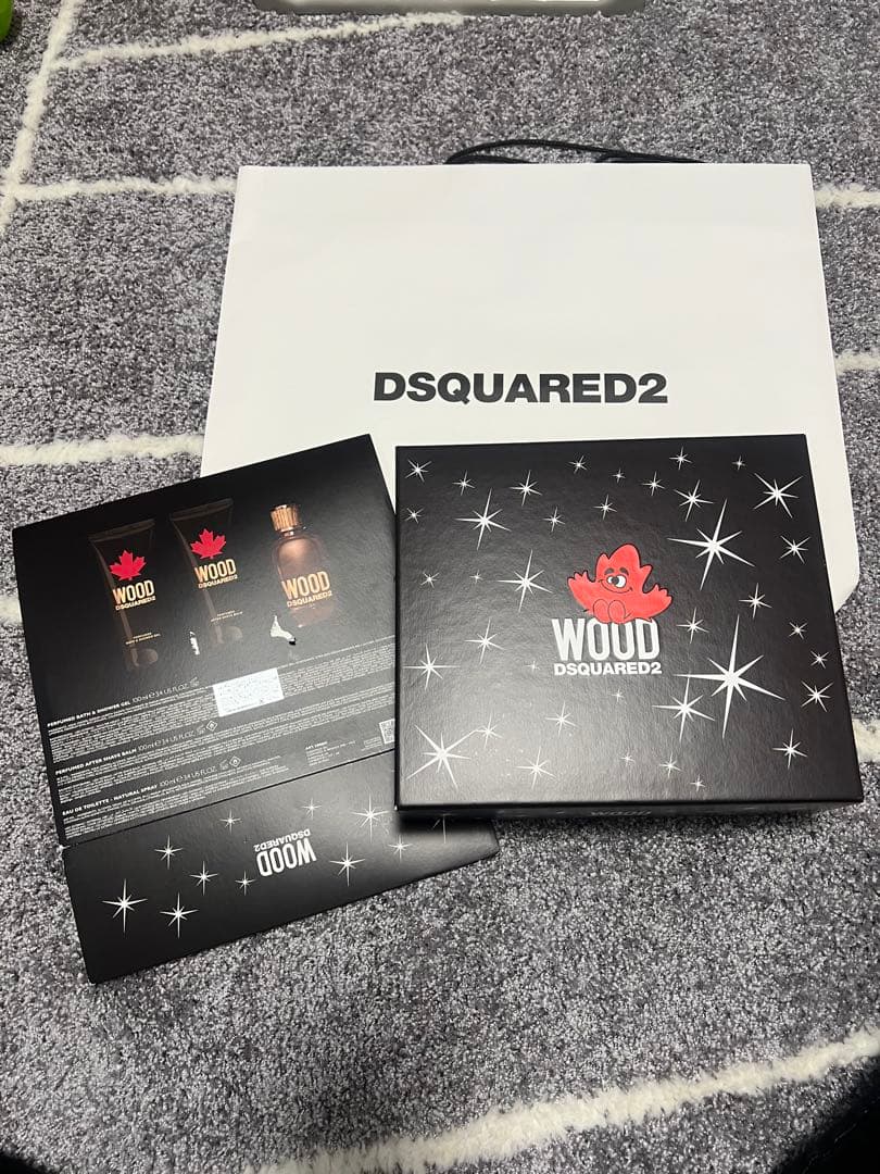 新品未使用⭐︎DSQUARED2 ディースクエアードウッドオムコフレ