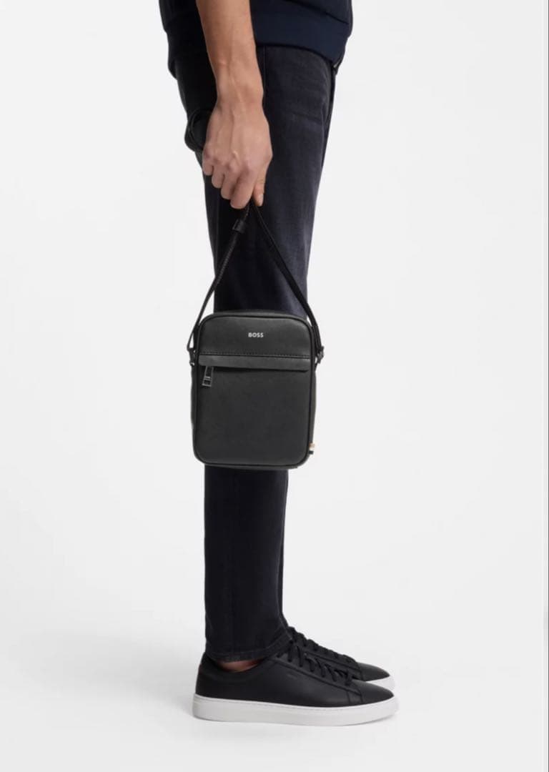 【美品】BOSS レポーターバッグ