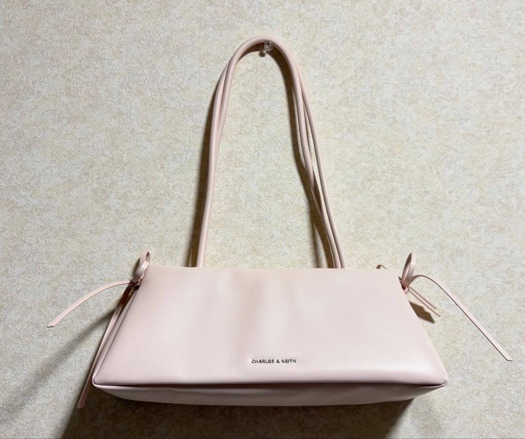 CHARLES & KEITH ショルダーバッグ ピンク