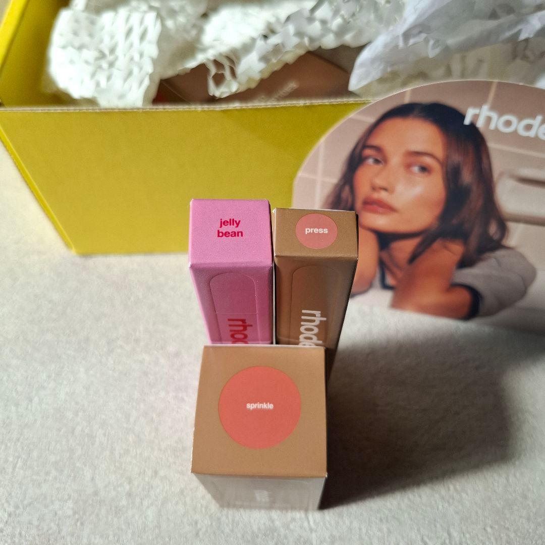 RHODE ブラッシュ/リップ/リップシェイプ 3点セット