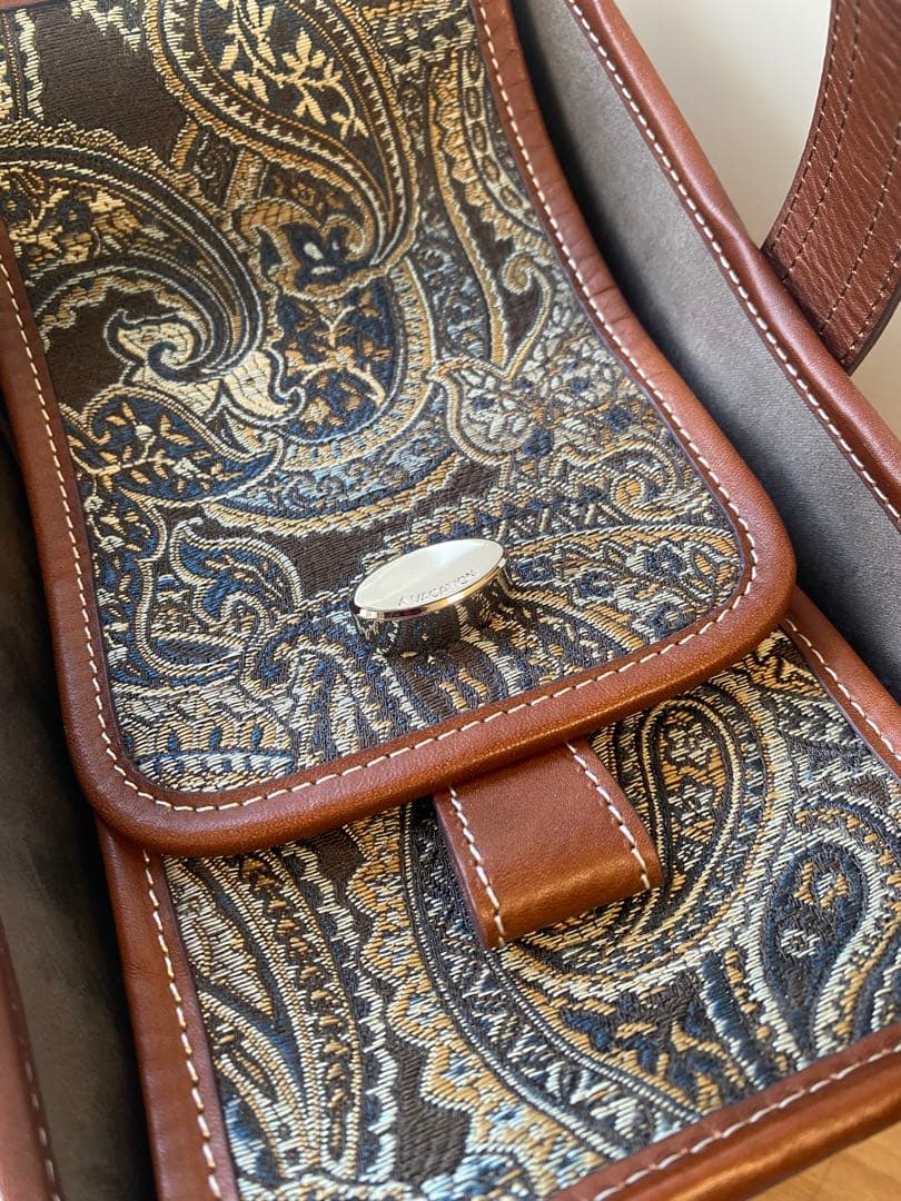 25AW 完売品　A VACATION SEE SAW ペイズリー柄