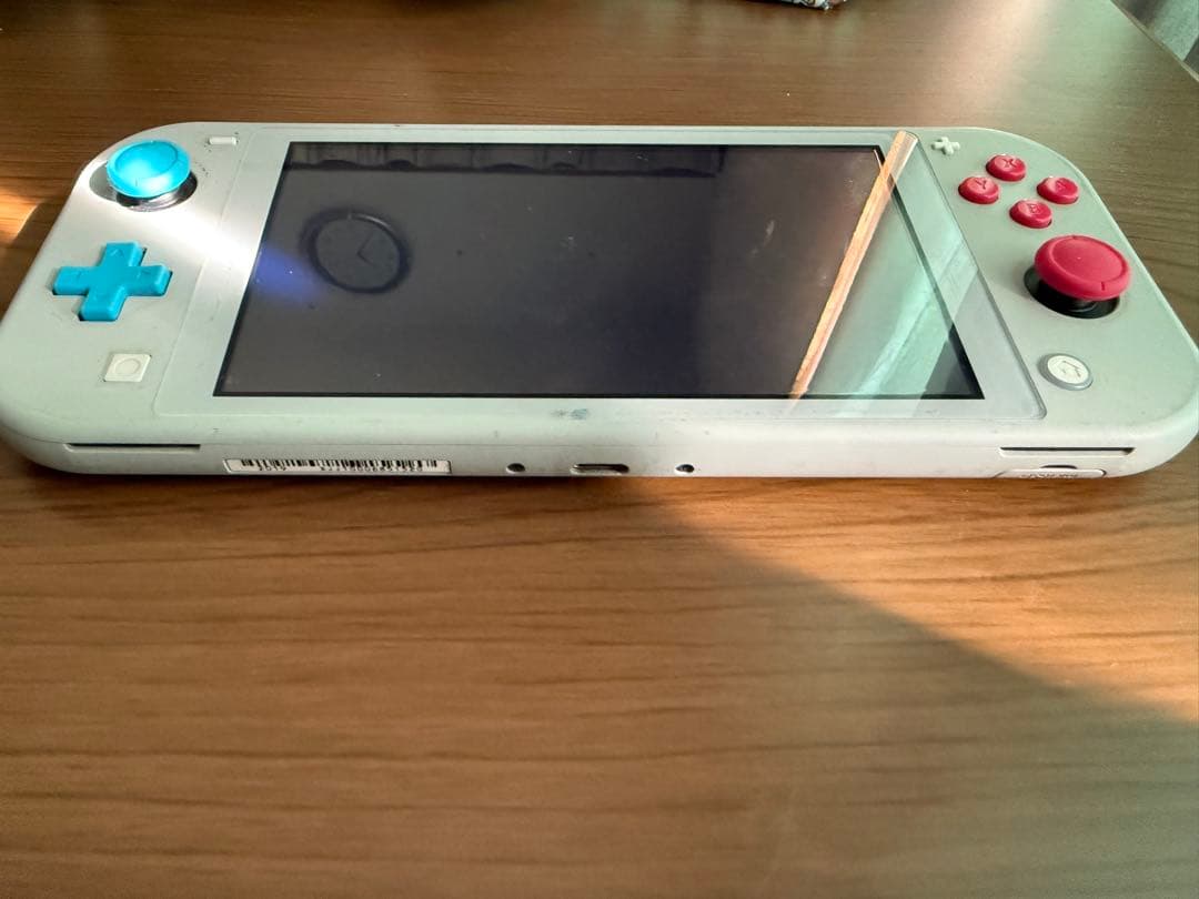 Nintendo Switch Lite ザシアン・ザマゼンタ　中古品