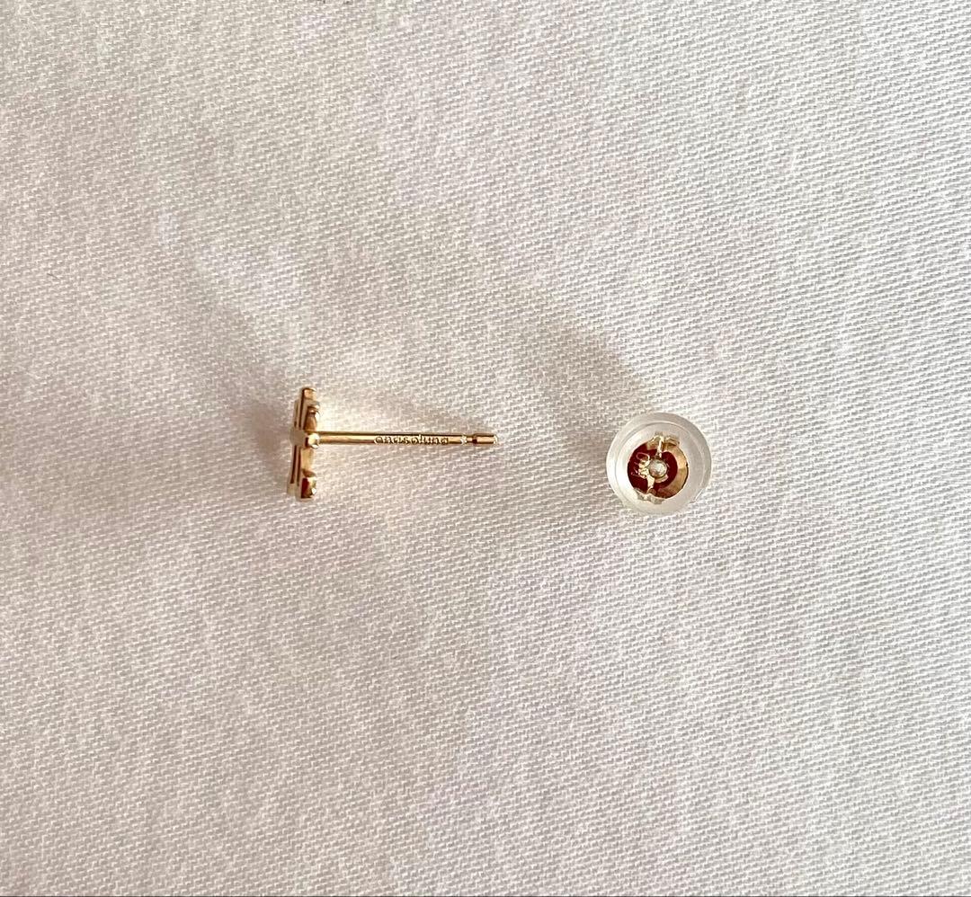 エナソルーナ　光　ピアス　K10