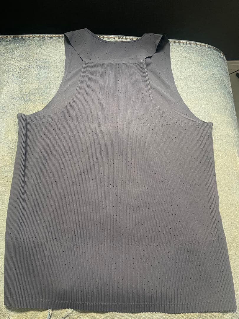 onランニングタンクトップ　サイズs