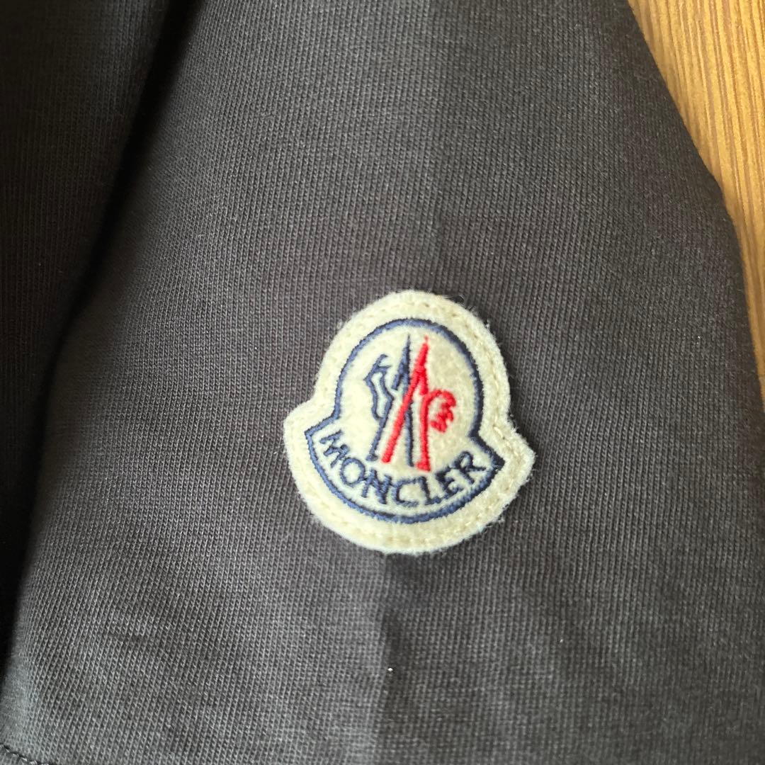 美品！MONCLER 黒 半袖Tシャツ