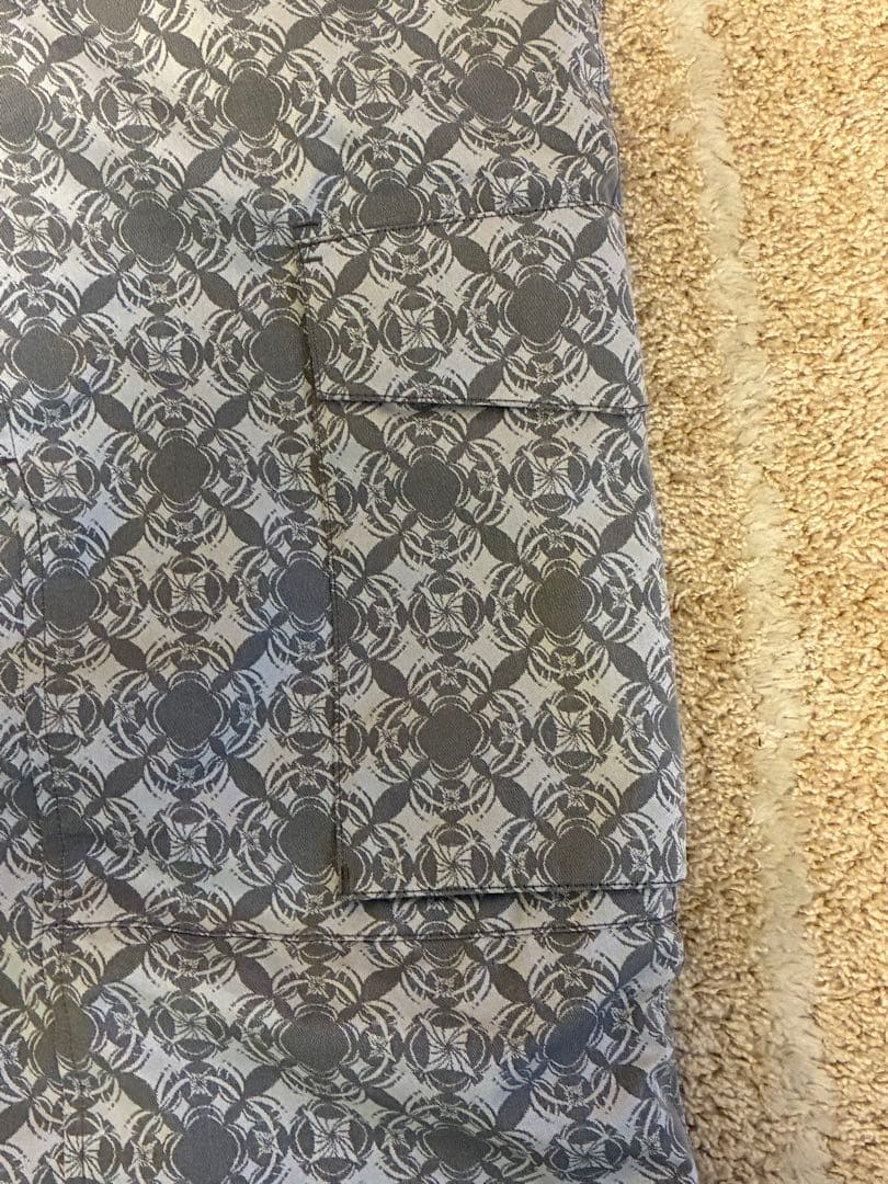 【美品】スキー　スノーボードウエア　スパイダー　パンツ　グレー　M