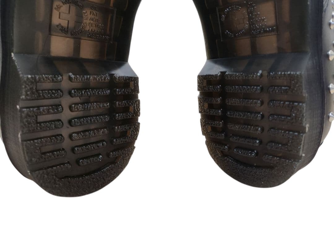 【最終値下げ✨️23㎝】ドクターマーチン 1460 STUD スタッズ 新品