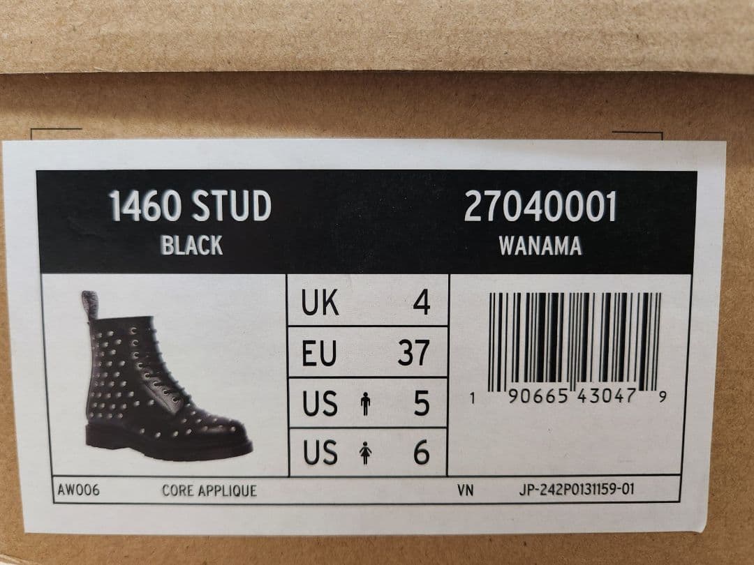 【最終値下げ✨️23㎝】ドクターマーチン 1460 STUD スタッズ 新品