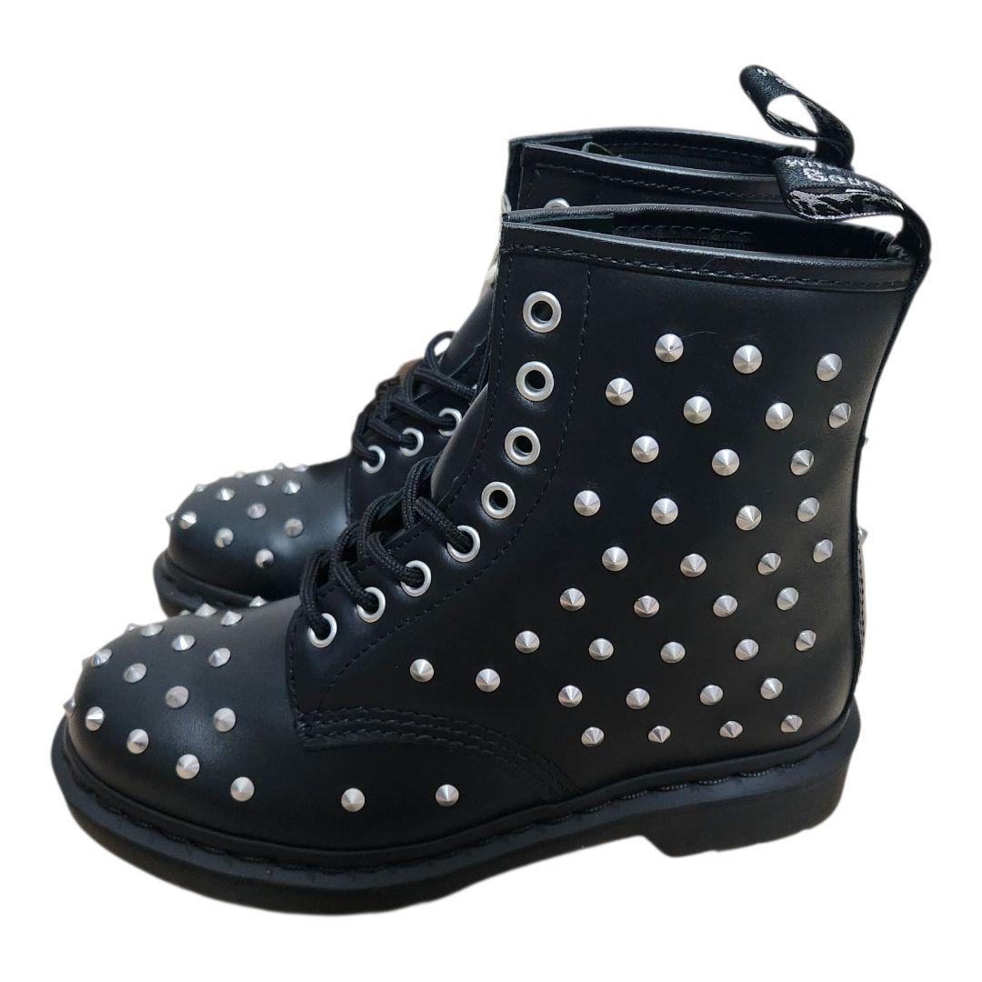【最終値下げ✨️23㎝】ドクターマーチン 1460 STUD スタッズ 新品