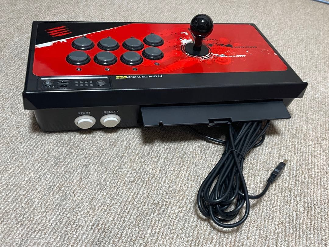 MAD CATZ MC3-FS-MC-PRO（アーケードコントローラー）