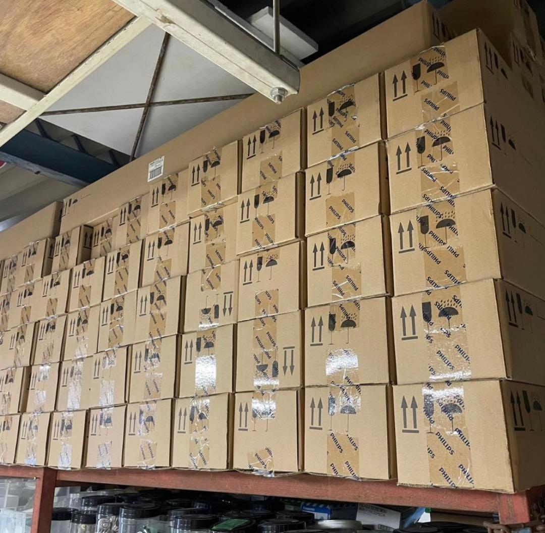 フィリップスLEDランプ40型3300lm昼白色20本