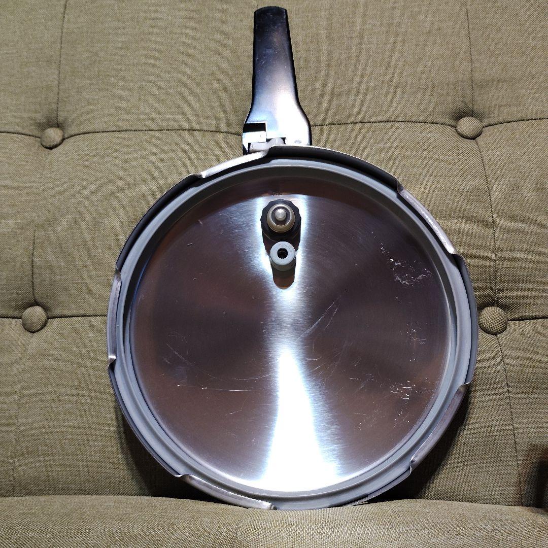 シリット 圧力鍋 タイマー付き　蒸し機＋2段調理用