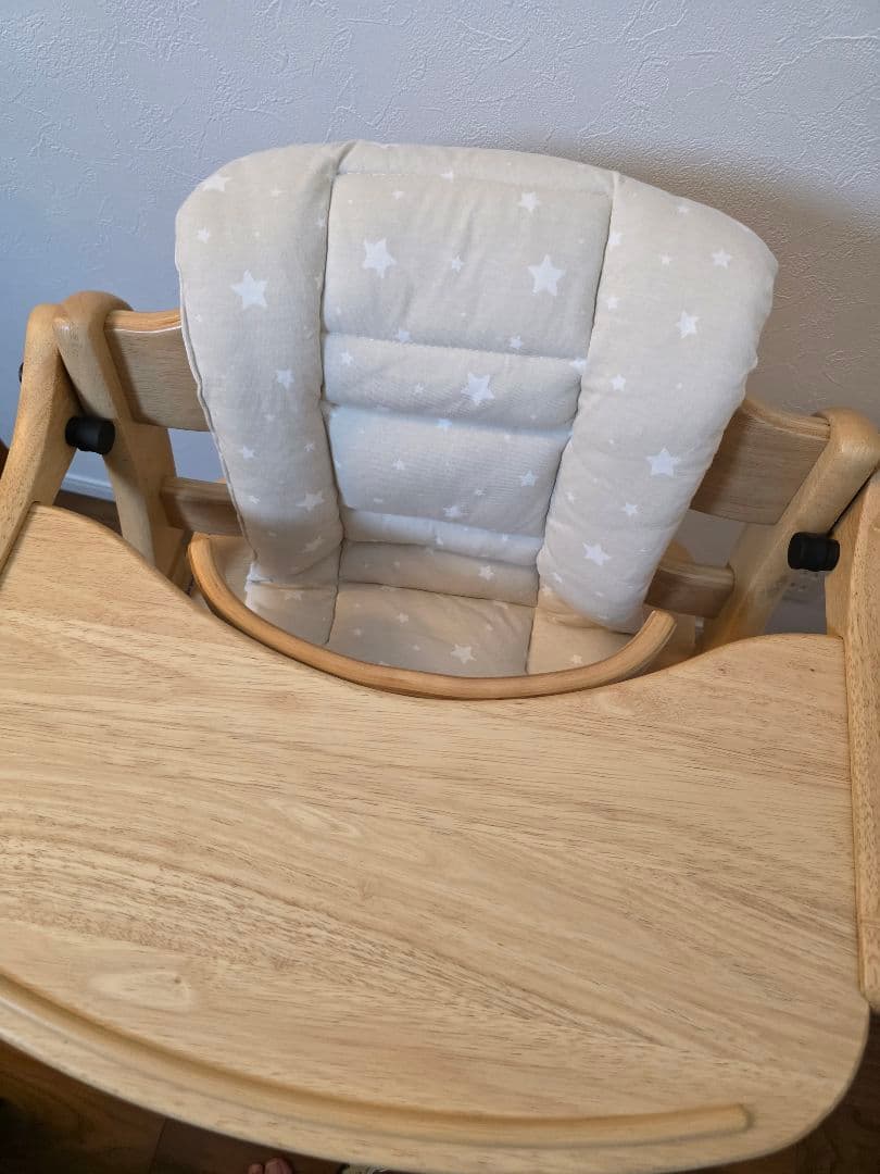【美品】大和屋　すくすくチェアスリムプラス　テーブル　クッション付き