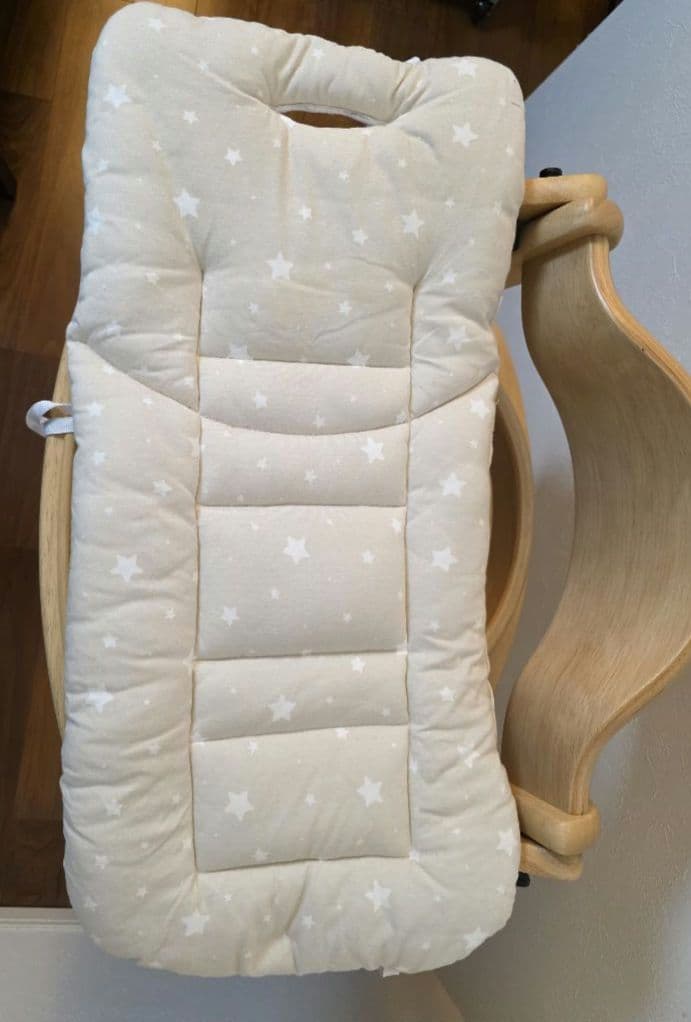 【美品】大和屋　すくすくチェアスリムプラス　テーブル　クッション付き