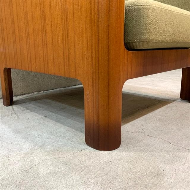 天童木工のHacoヴィンテージチークイージーチェア①