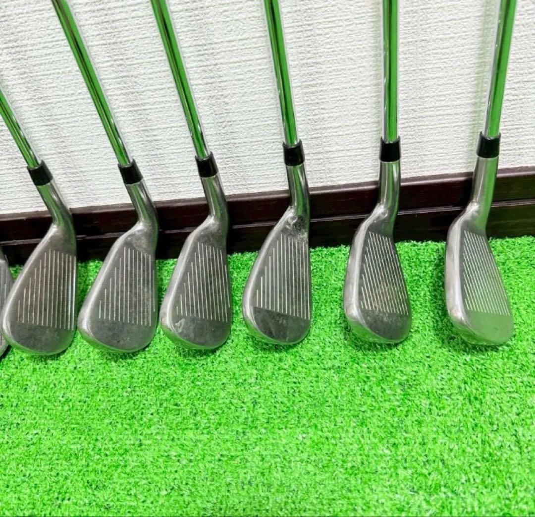 お買い得初心者向けCallaway RAZR HAWKドライバーアイアンセット