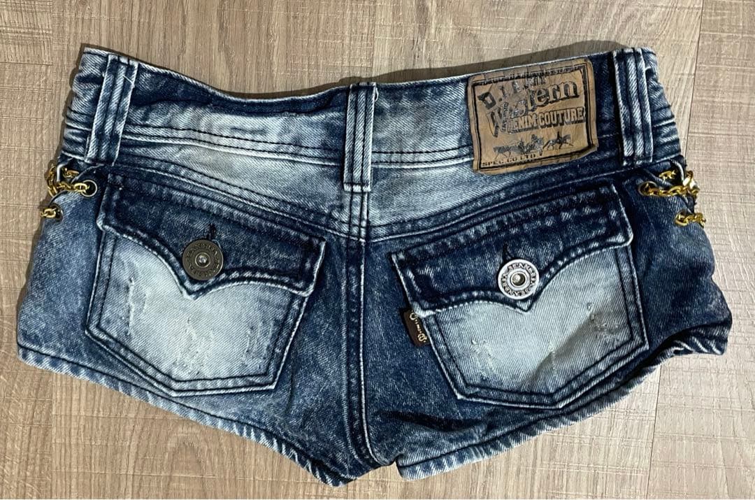 d.i.a.ダイヤ正規品☆y2k平成ギャル強めギャルチェーンショートパンツ☆