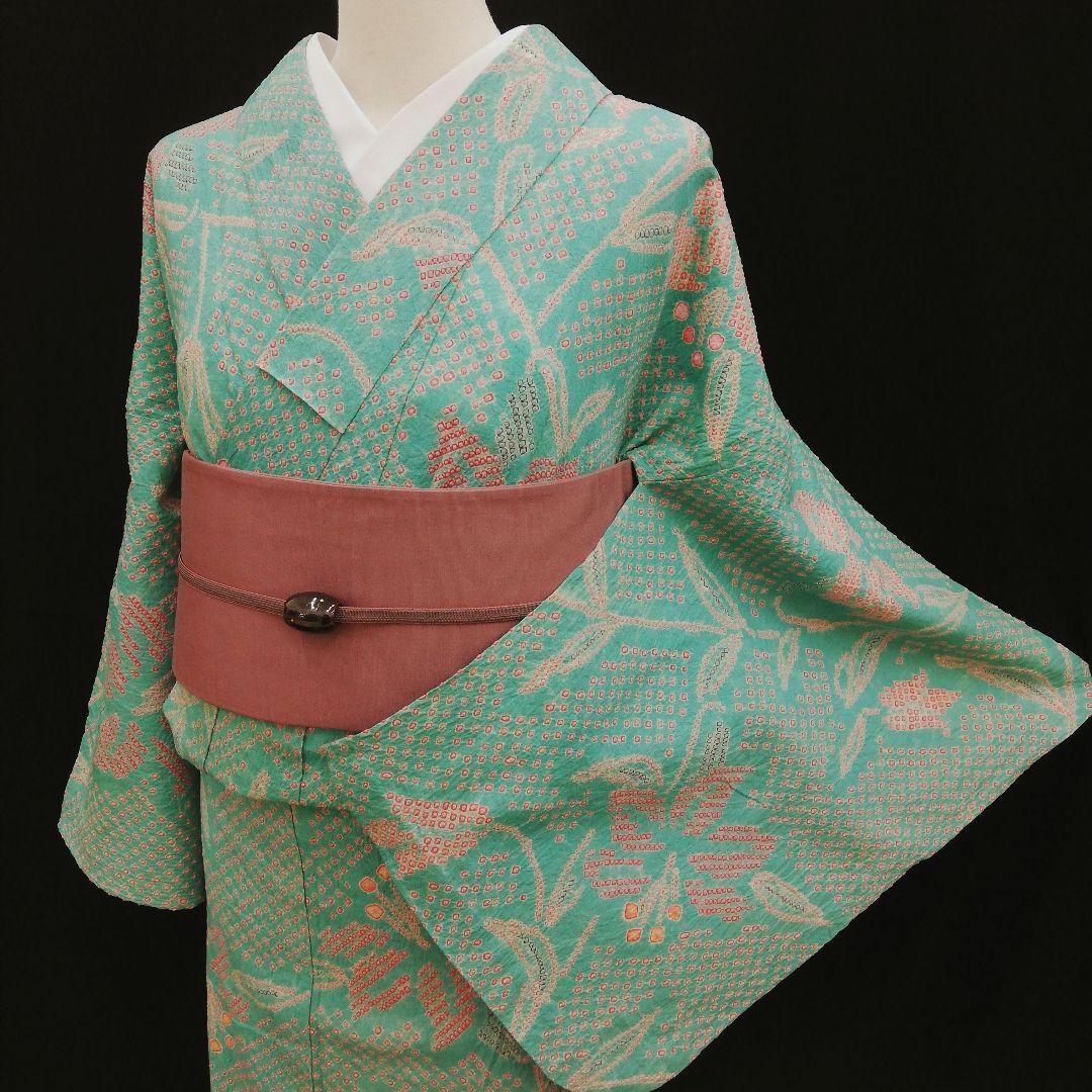 有松鳴海絞り浴衣　(ユリ紋様　未使用　裄たっぷり　翡翠色系)